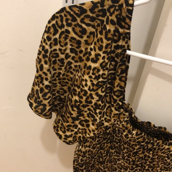 Jessica Simpson sexy top - Picture 4 of 15